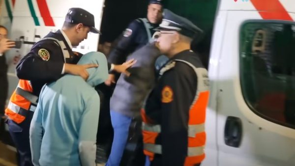 “نصـ ـاب ” الشقق السكنية في قبضة أمن أكادير