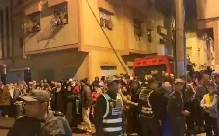 مأساة تهز حي المسيرة بتمارة .. انفجـ.ـار “شارجور” يتسبب في ‎وفـ.اة 5 أطفال من عائلتين