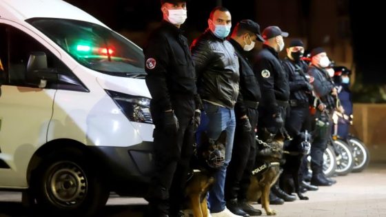 الاستيلاء على سيارة شرطي وسـ ـرقة سـ ـلاحه الوظيفي يستنفر الأجهزة الأمنية